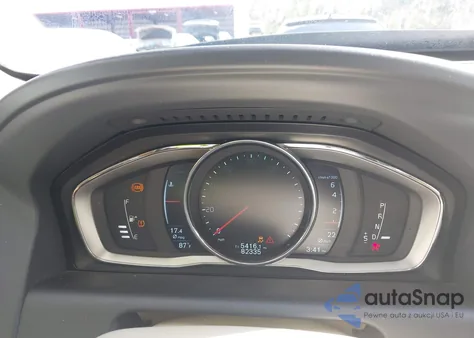 2015 Volvo Xc60 T5/T5 Premier z USA, uszkodzony, nr VIN YV4612RK9F2738168